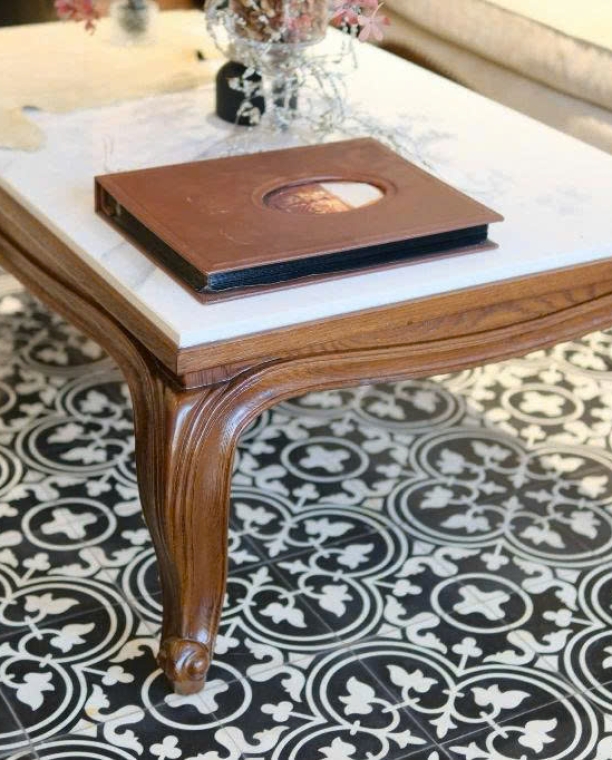 BÀN TRÀ ROYAL CURVE